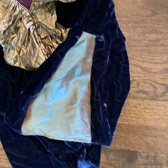 BB/Collections Velvet Metallic Romper 8 Ruffle Vintage EUC - Picture 9 of 10